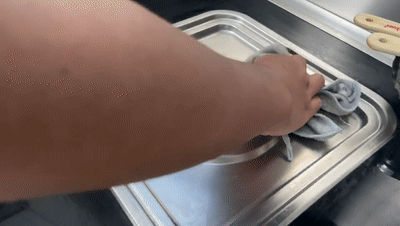 1611649682703828.gif 640 (2).gif