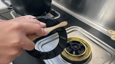 1621068991189608.gif 640 (2).gif